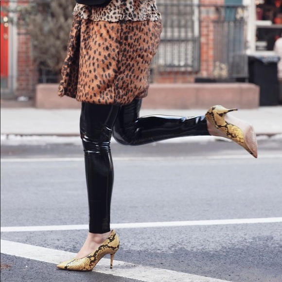 ANIMAL PRINT SHOE MYSTERY BOX• NWT 1 PAIR - Picture 4 of 11